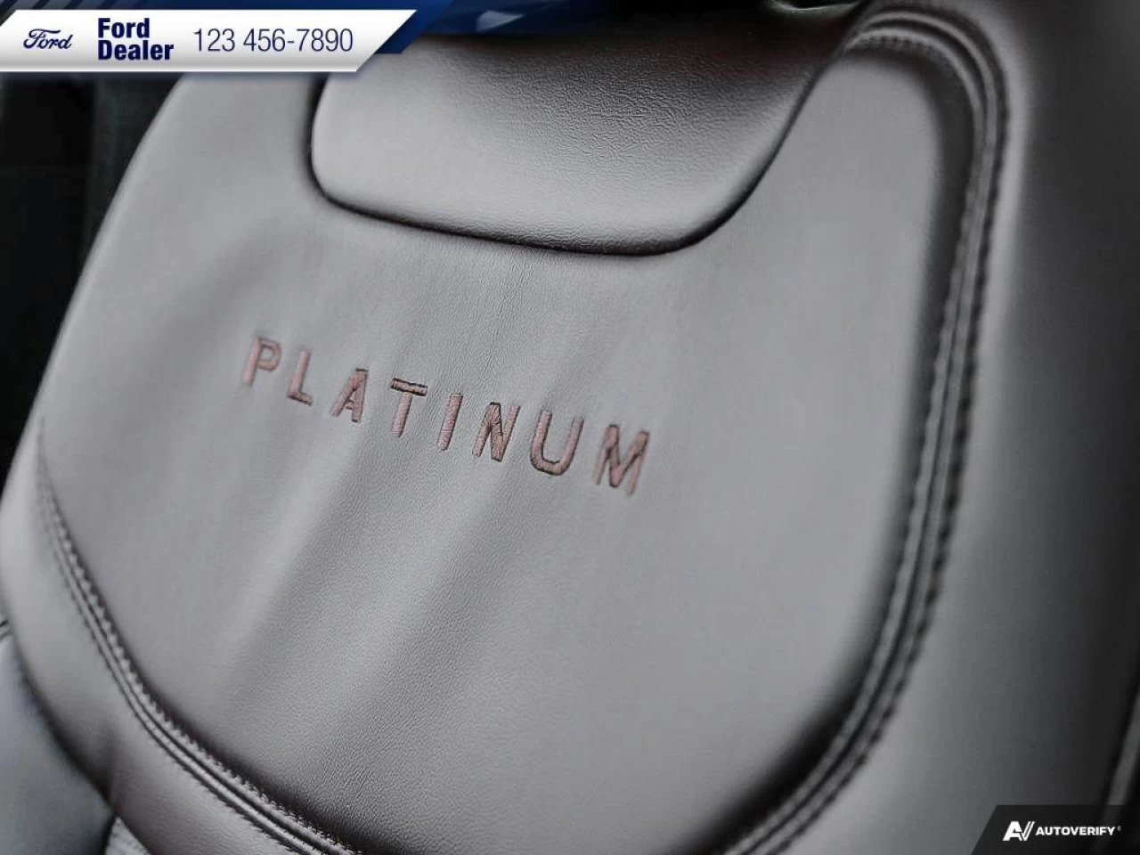 2020 Ford Explorer Platinum Image principale