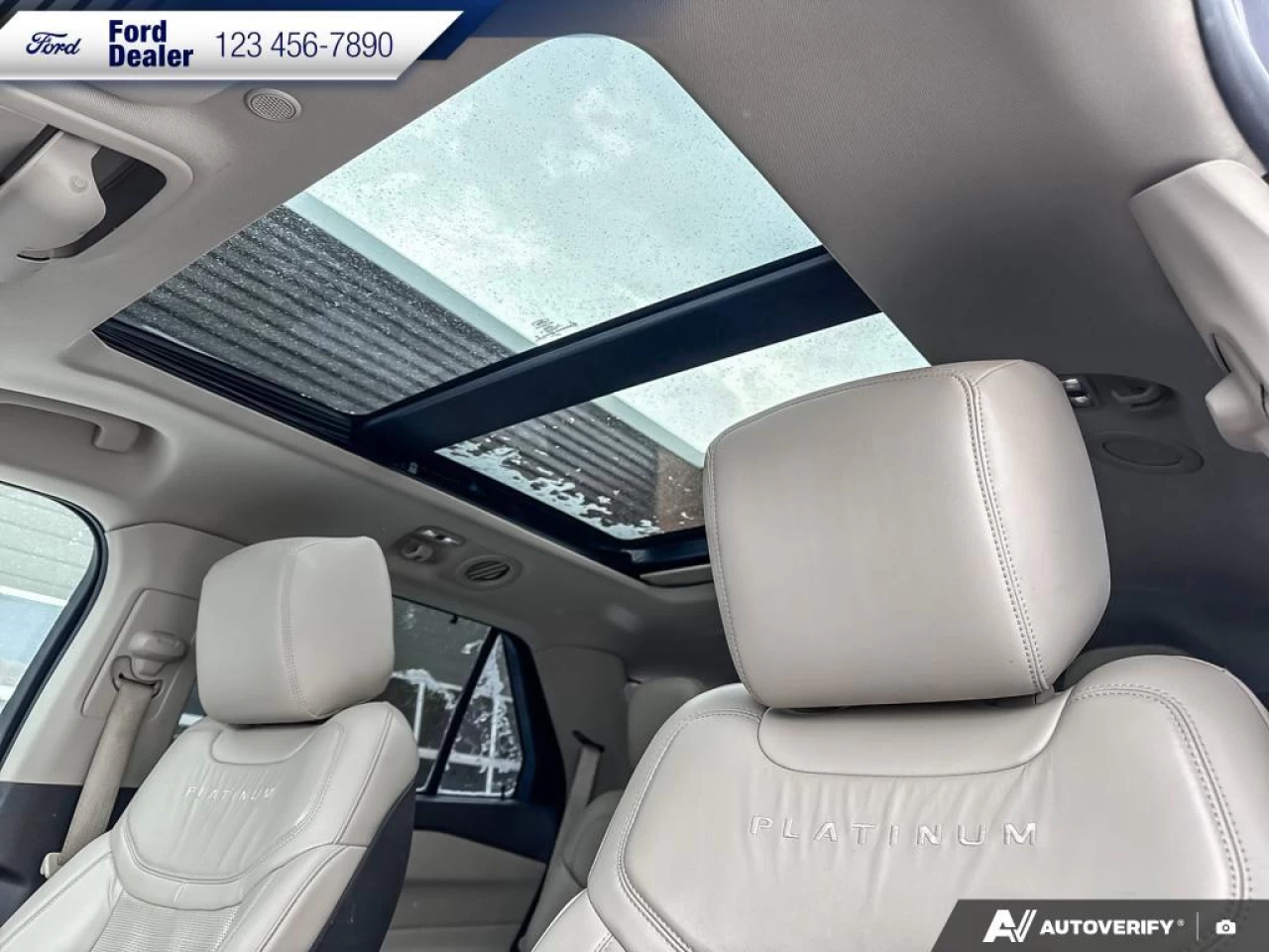 2020 Ford Explorer Platinum Image principale