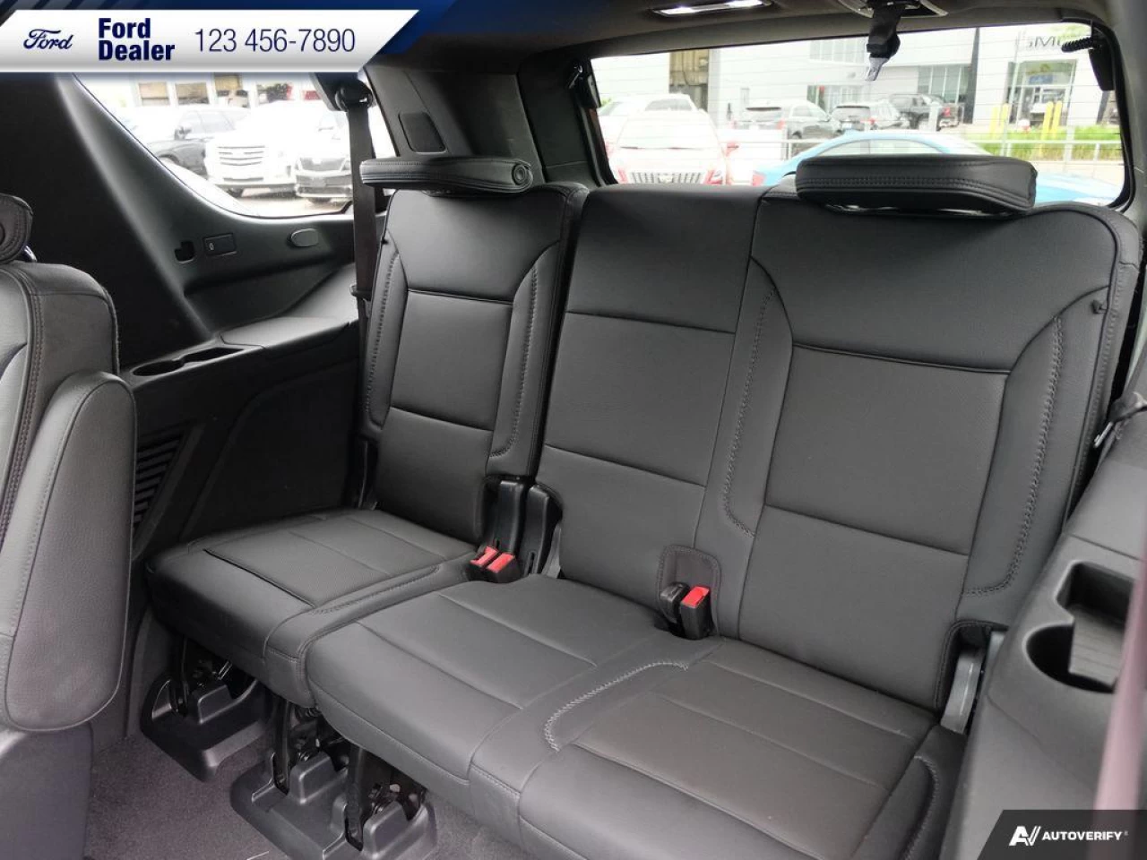 2021 GMC Yukon Denali Image principale