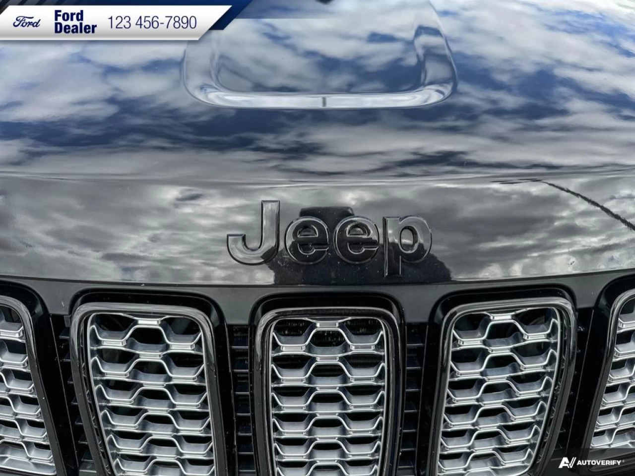 2021 Jeep Grand Cherokee Altitude Image principale