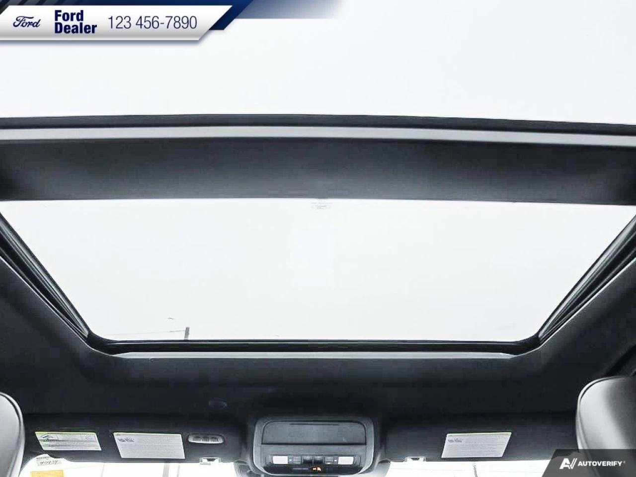 2020 Ford Explorer Platinum Main Image