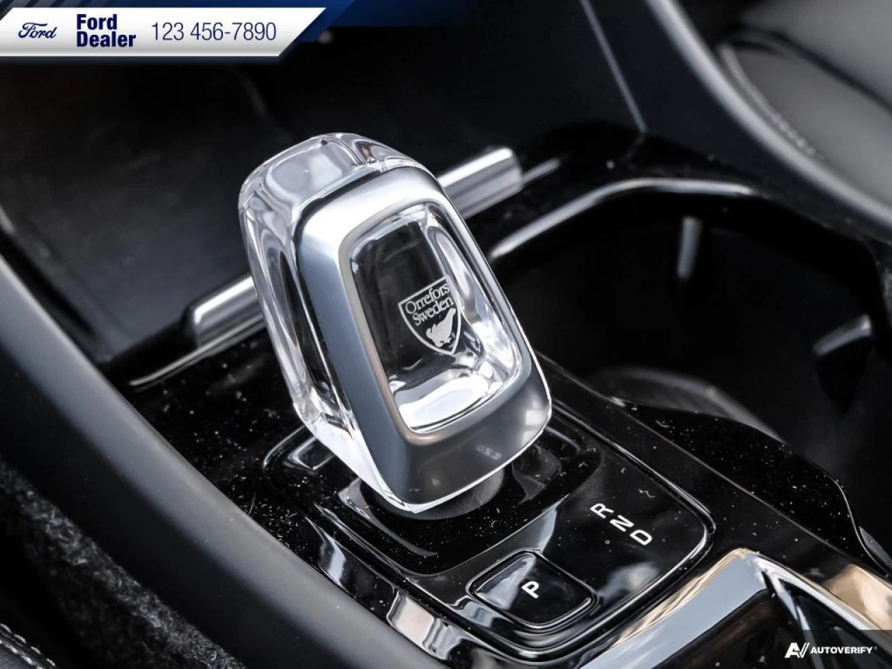 2022 Volvo XC40 T5 Inscription Main Image