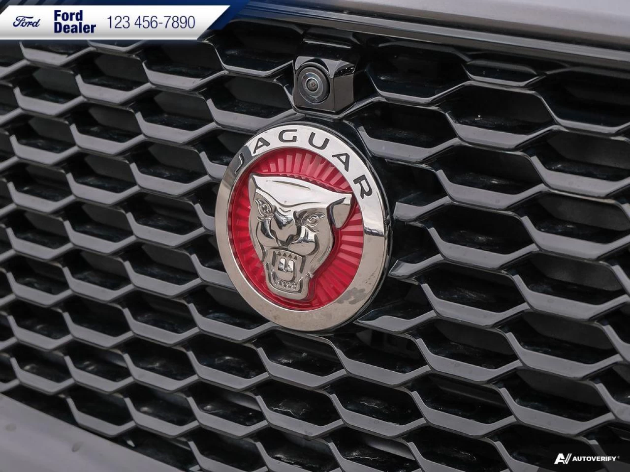 2020 Jaguar E-Pace Checkered Flag Image principale