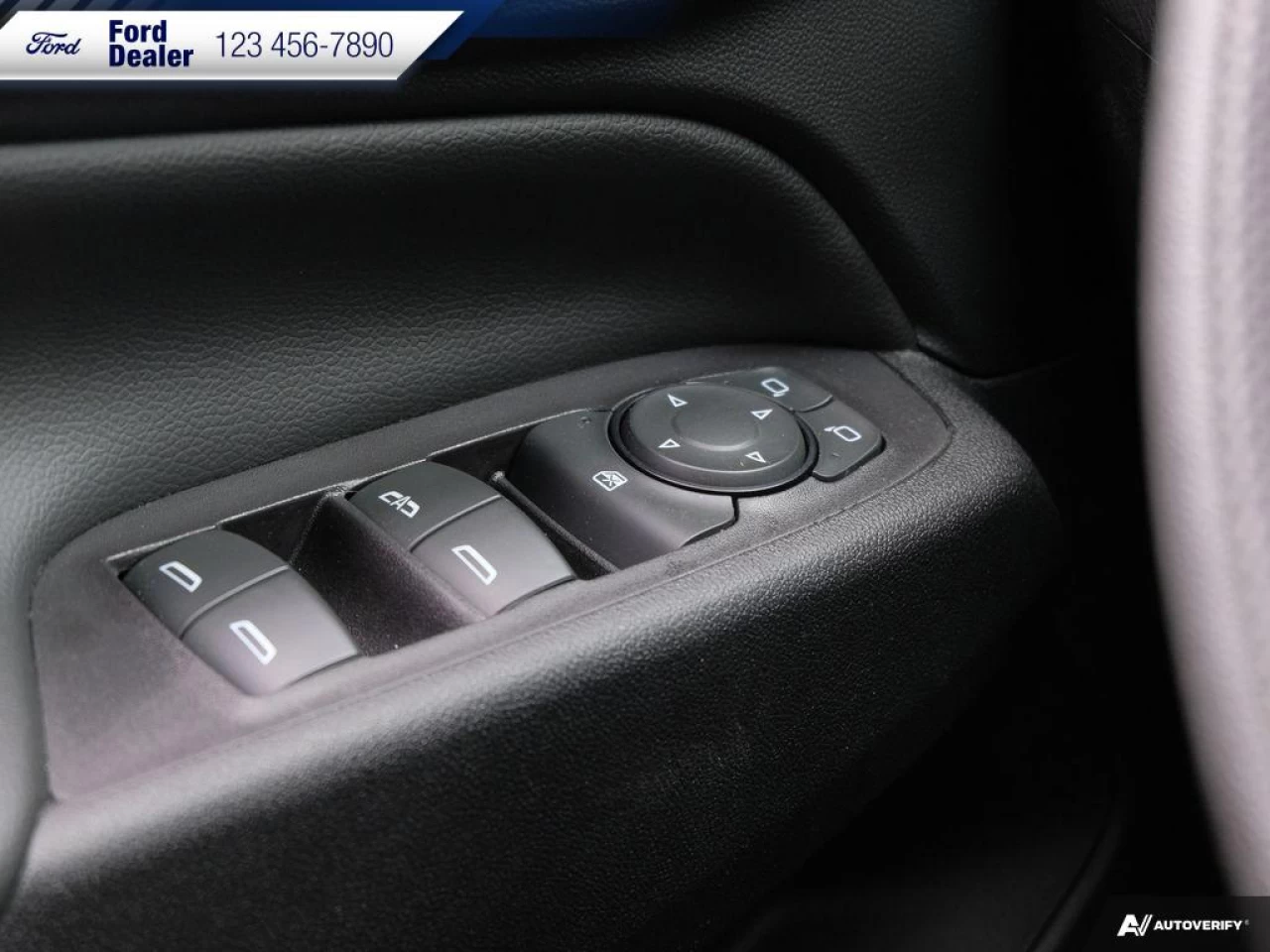 2019 Chevrolet Equinox LT Main Image