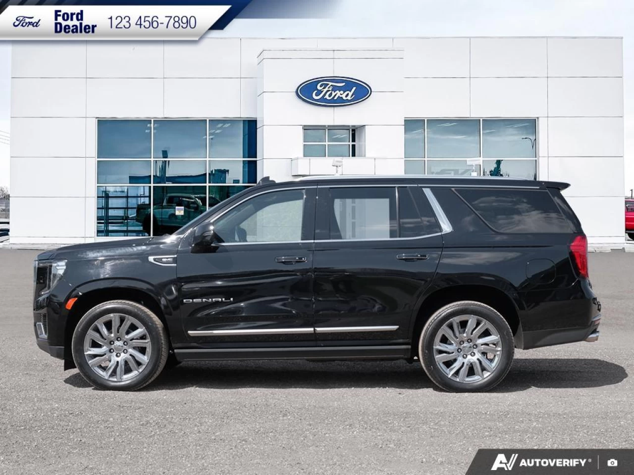 2021 GMC Yukon Denali Image principale