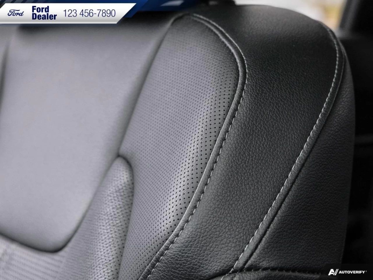 2022 Kia Telluride SX Main Image